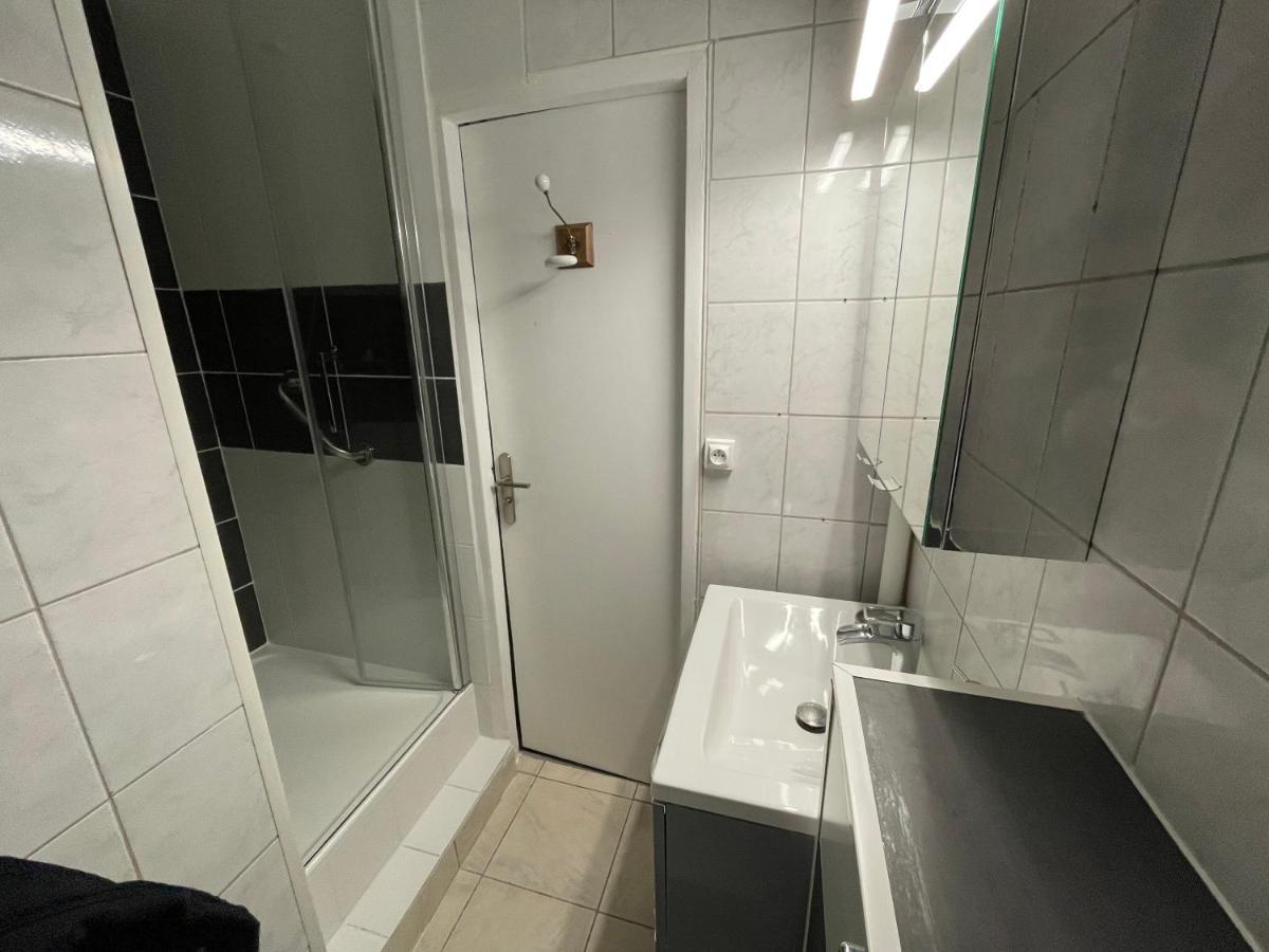 Tegmen, Joli Appartement Au Calme Caen Kültér fotó